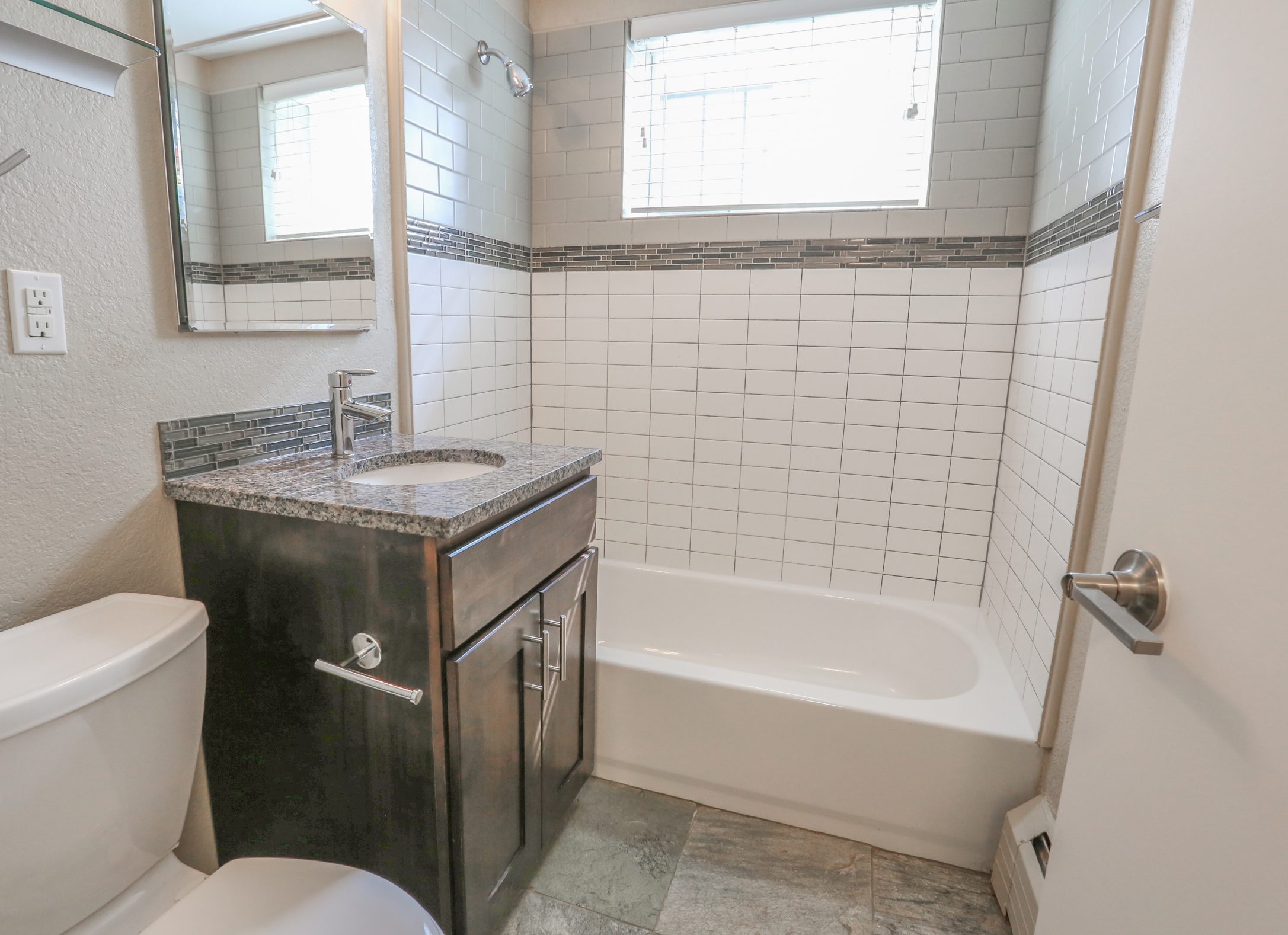 Chill Apartments Cornerstone Apartments